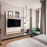 Marriott & Szálloda