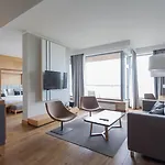 Marriott &