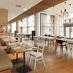 Marriott & 4*