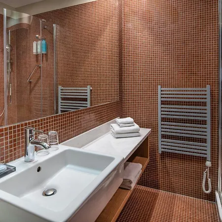 Marriott & 4*