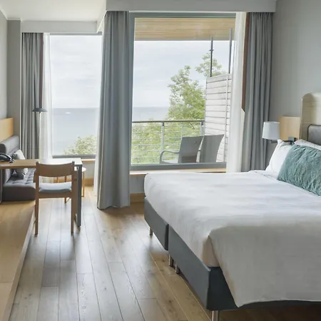 Szálloda Marriott & 4*