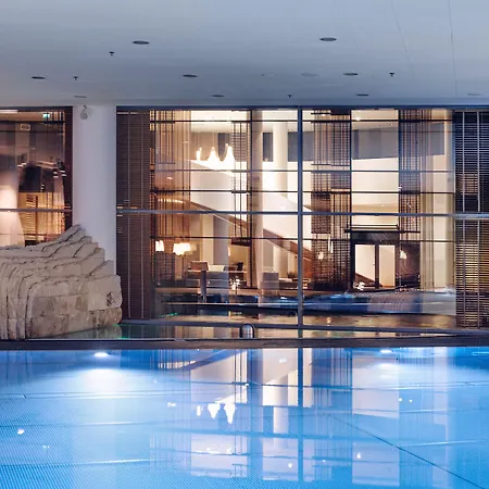 Hotel Marriott &