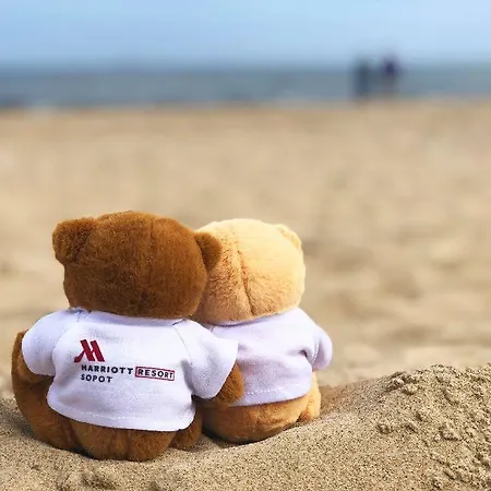 Ξενοδοχείο Marriott & 4*
